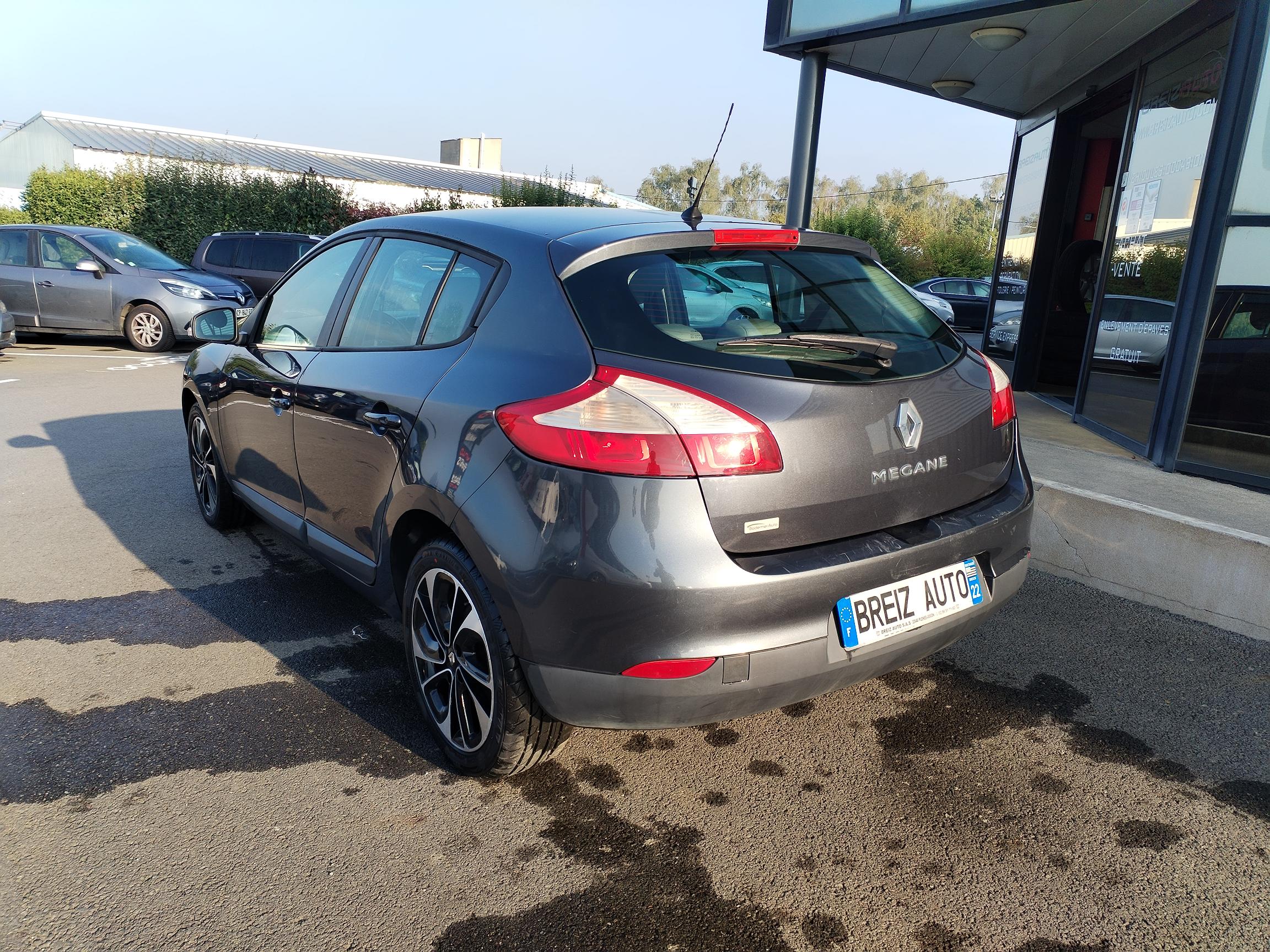 RENAULT  MEGANE III               